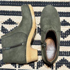 Dansko Maria Booties Size 37